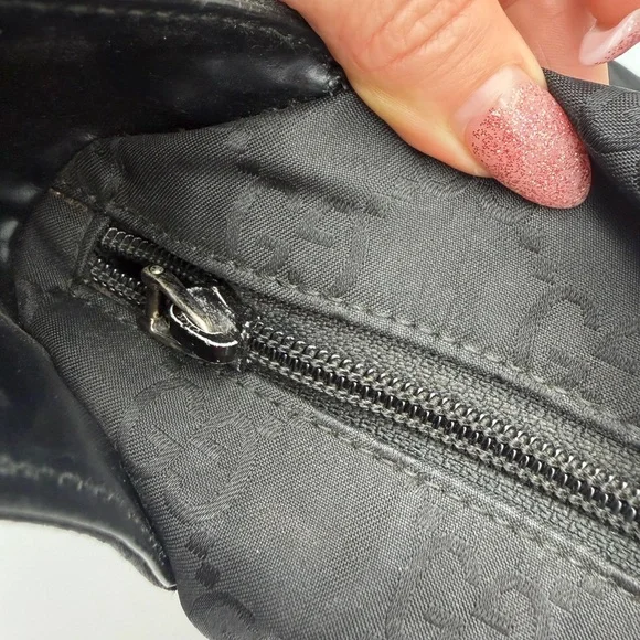 Authentic Gucci Vintage Black GG Monogram Nylon Tote Bag - Picture 10 of 15